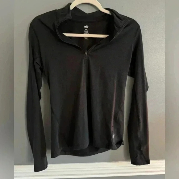REI Tops - REI 1/4 zip shirt